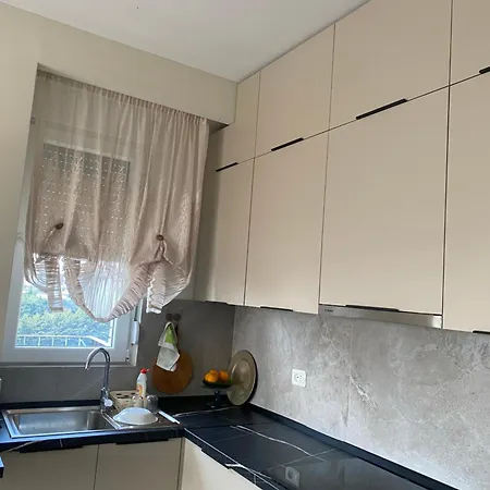 36 Apartment *